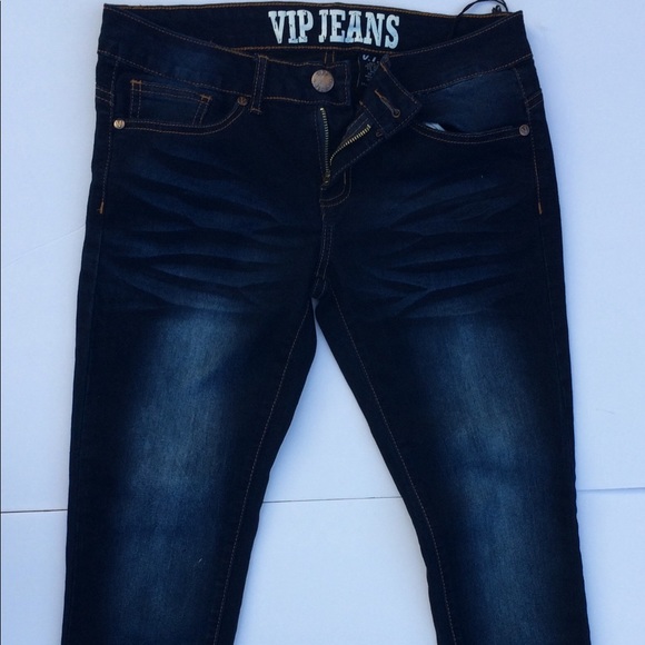 Denim - butt lifting skinny jeans size 7/8